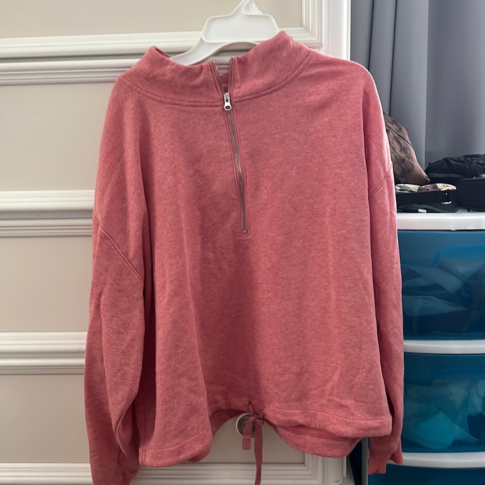 Old Navy Cropped Sweatshirt